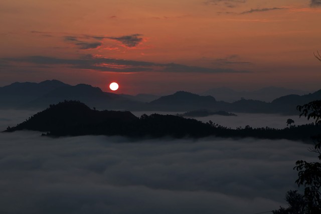 Sunrise In Sabhung